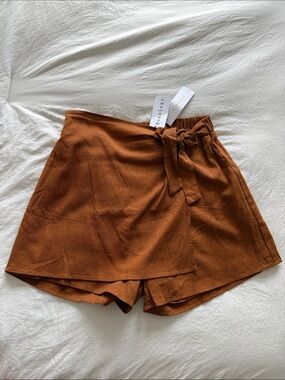 Gilli Wrap-Front Skort in Rust Brown